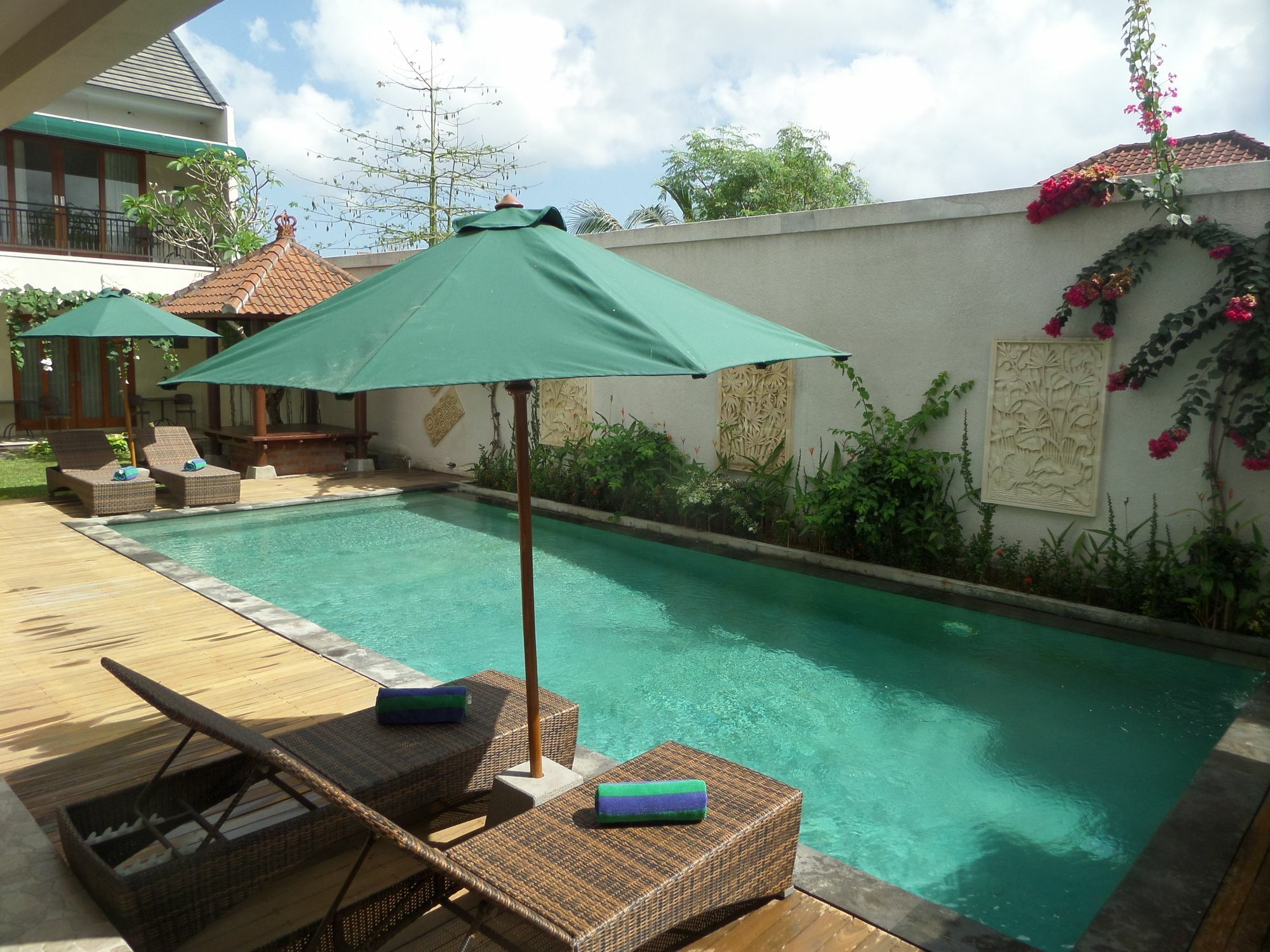 Royal Majesty Villas Kuta Lombok Exterior foto