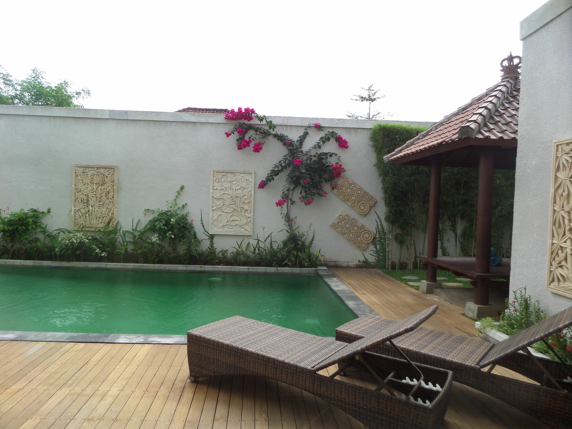 Royal Majesty Villas Kuta Lombok Exterior foto